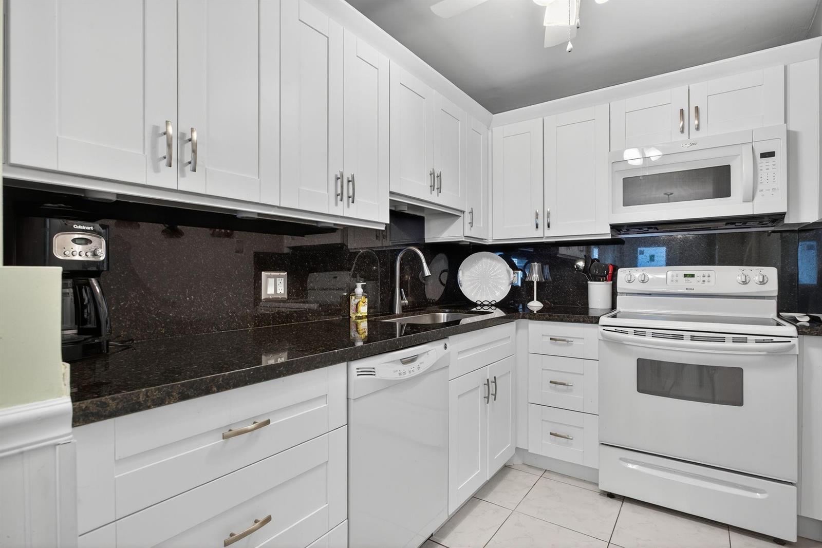 2850 NE 14th Street Causeway # 107, Pompano Beach FL 33062 photo 4