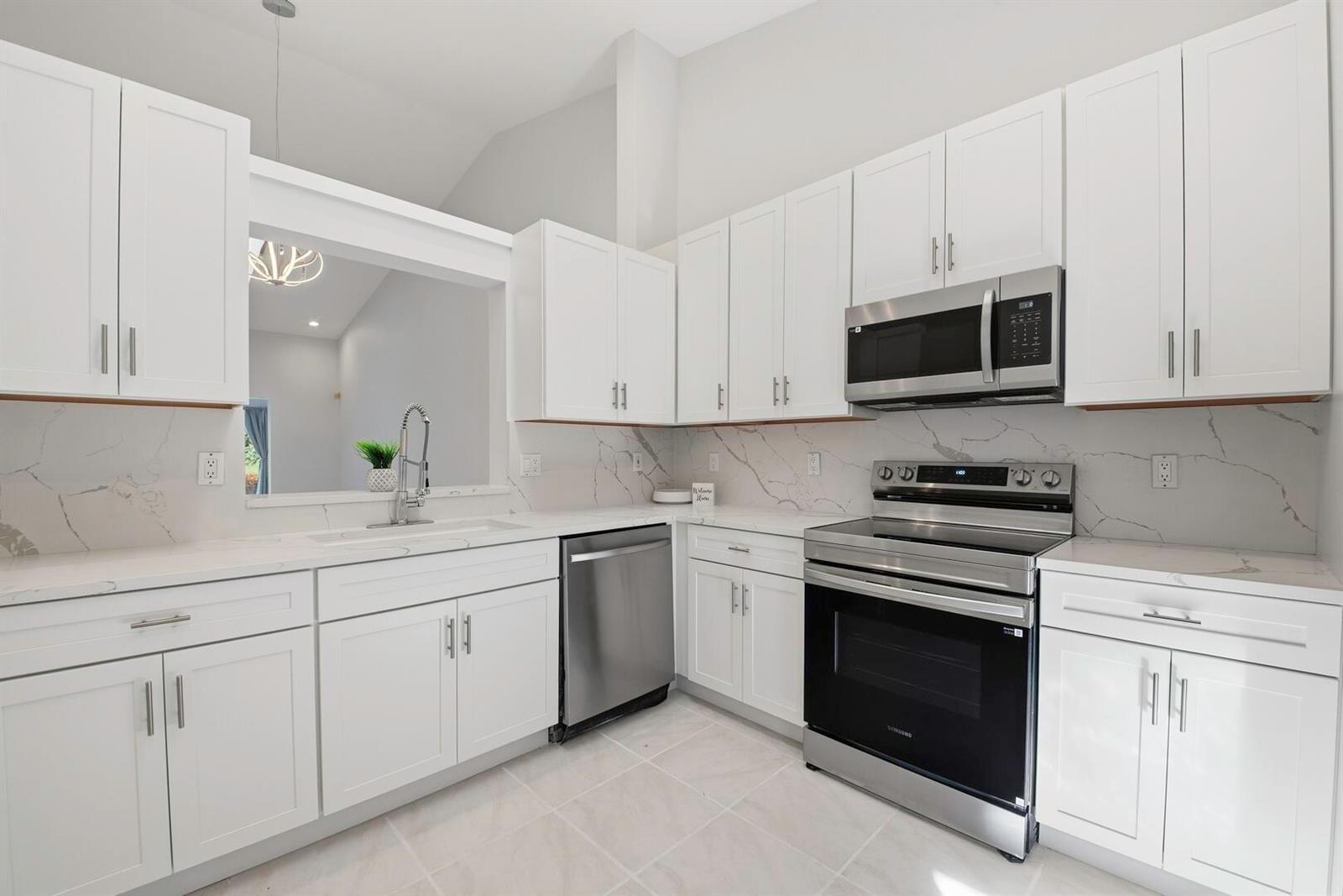 7617 Island Breeze Terrace, Boynton Beach FL 33437 photo 4
