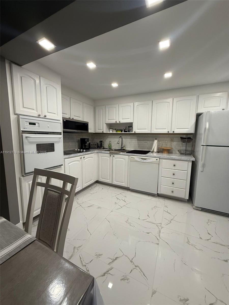 19380 Collins Ave # 1209, Sunny Isles Beach FL 33160 photo 3