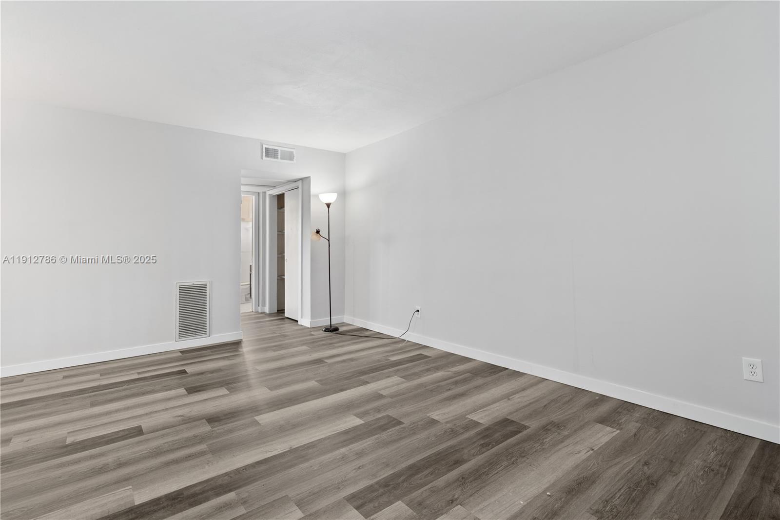 1420 Atlantic Shores Blvd # 340, Hallandale Beach FL 33009 photo 2