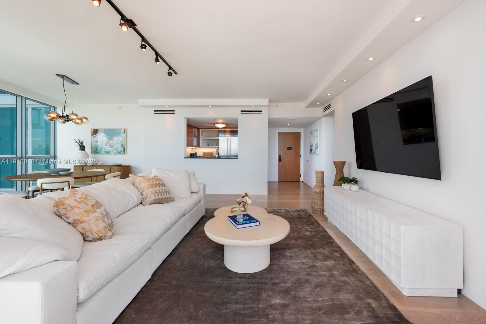 101 20th St # 3006, Miami Beach FL 33139 photo 4