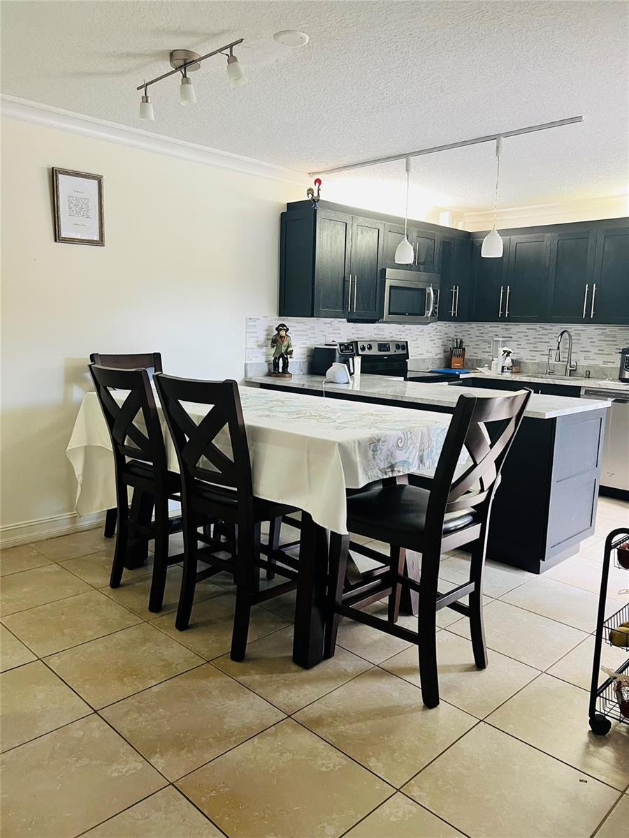 2852 Waterford Drive # 2852, Deerfield Beach FL 33442 photo 2