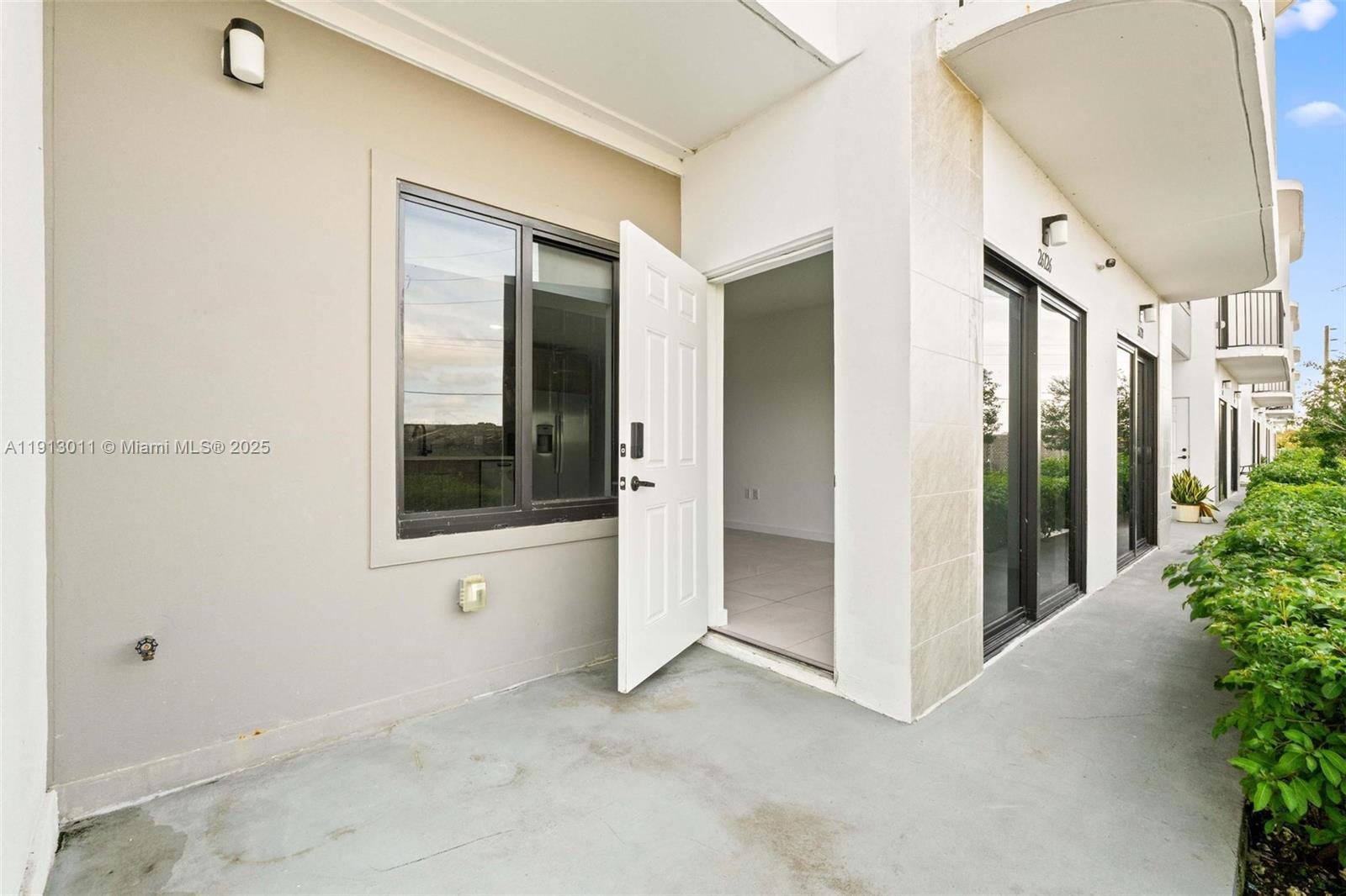 26126 SW 146th CT # 26126, Homestead FL 33033 photo 5