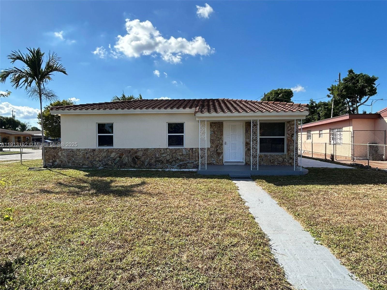 610 E 8th Ave, Hialeah FL 33010