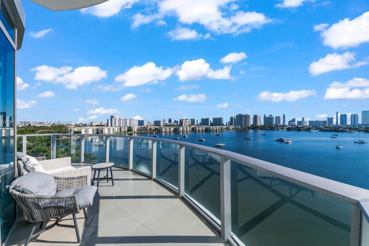 17301 Biscayne Blvd # 811, North Miami Beach FL 33160 photo 2