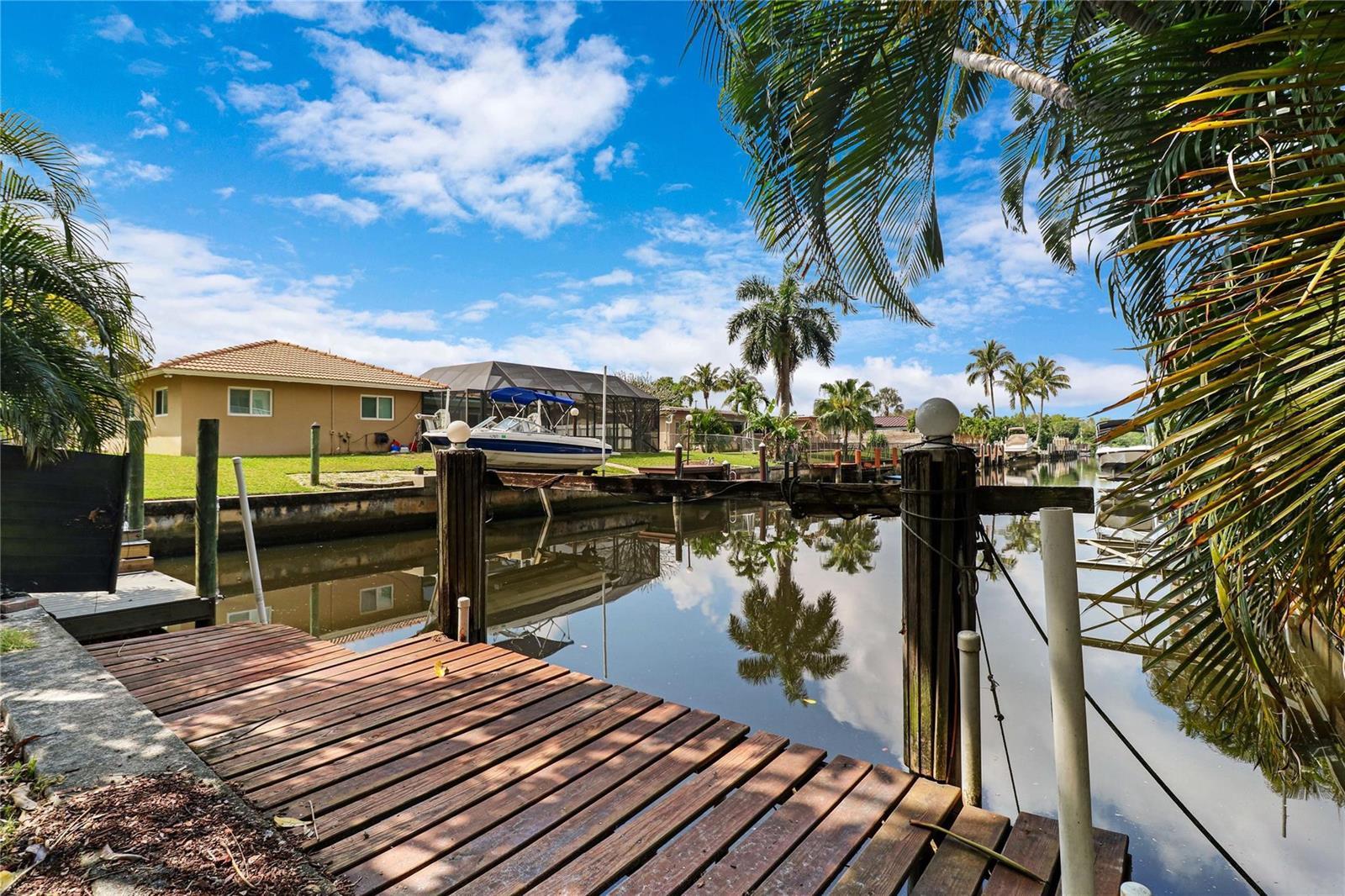 5900 SW 17th Street, Plantation FL 33317 photo 2
