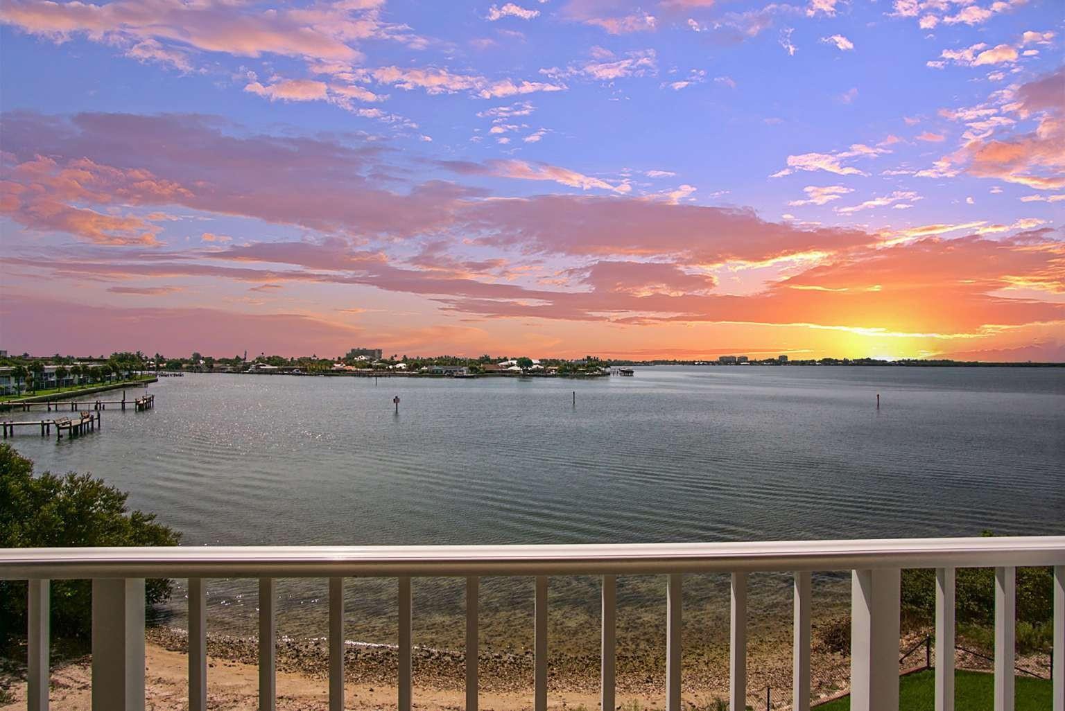 3 Harbour Isle Drive # 302, Fort Pierce FL 34949 photo 2