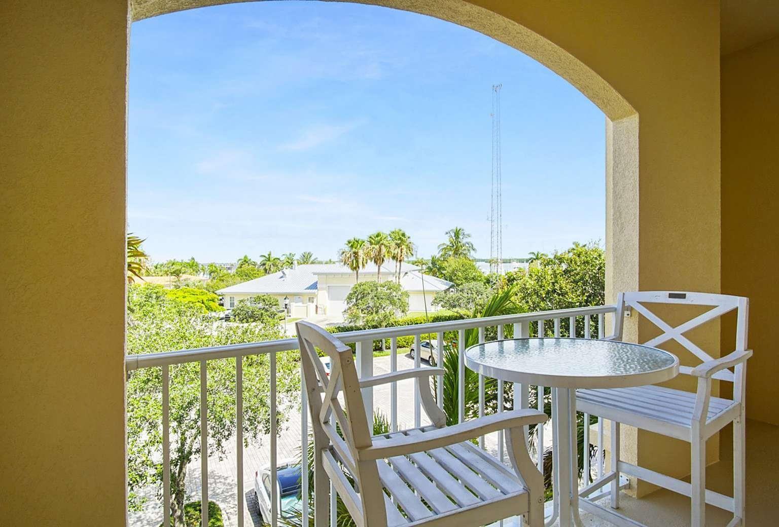 3 Harbour Isle Drive # 302, Fort Pierce FL 34949 photo 5