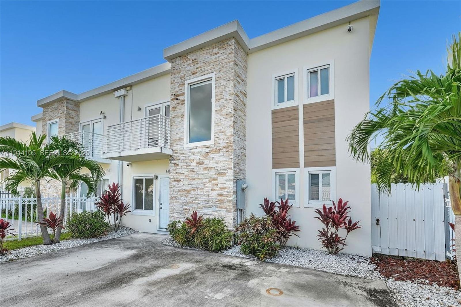 26100 SW 134th Place, Homestead FL 33032 photo 3