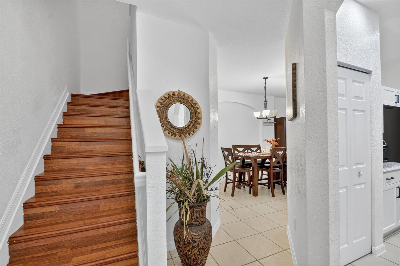 5210 White Oleander, West Palm Beach FL 33415 photo 4