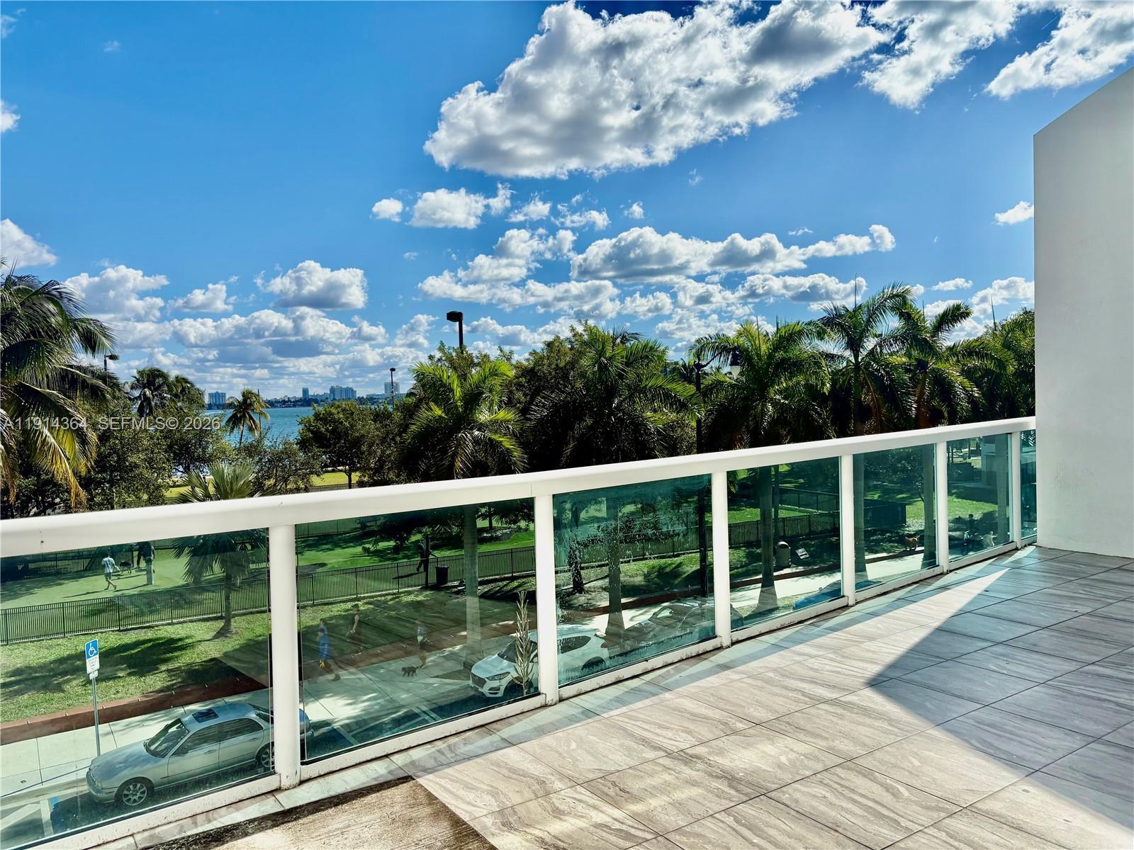 1800 N Bayshore Dr # 306, Miami FL 33132 photo 2