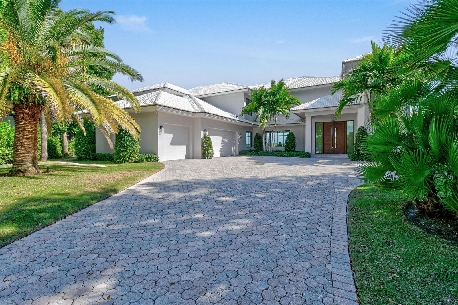 101 Bowsprit Drive, North Palm Beach FL 33408 photo 3