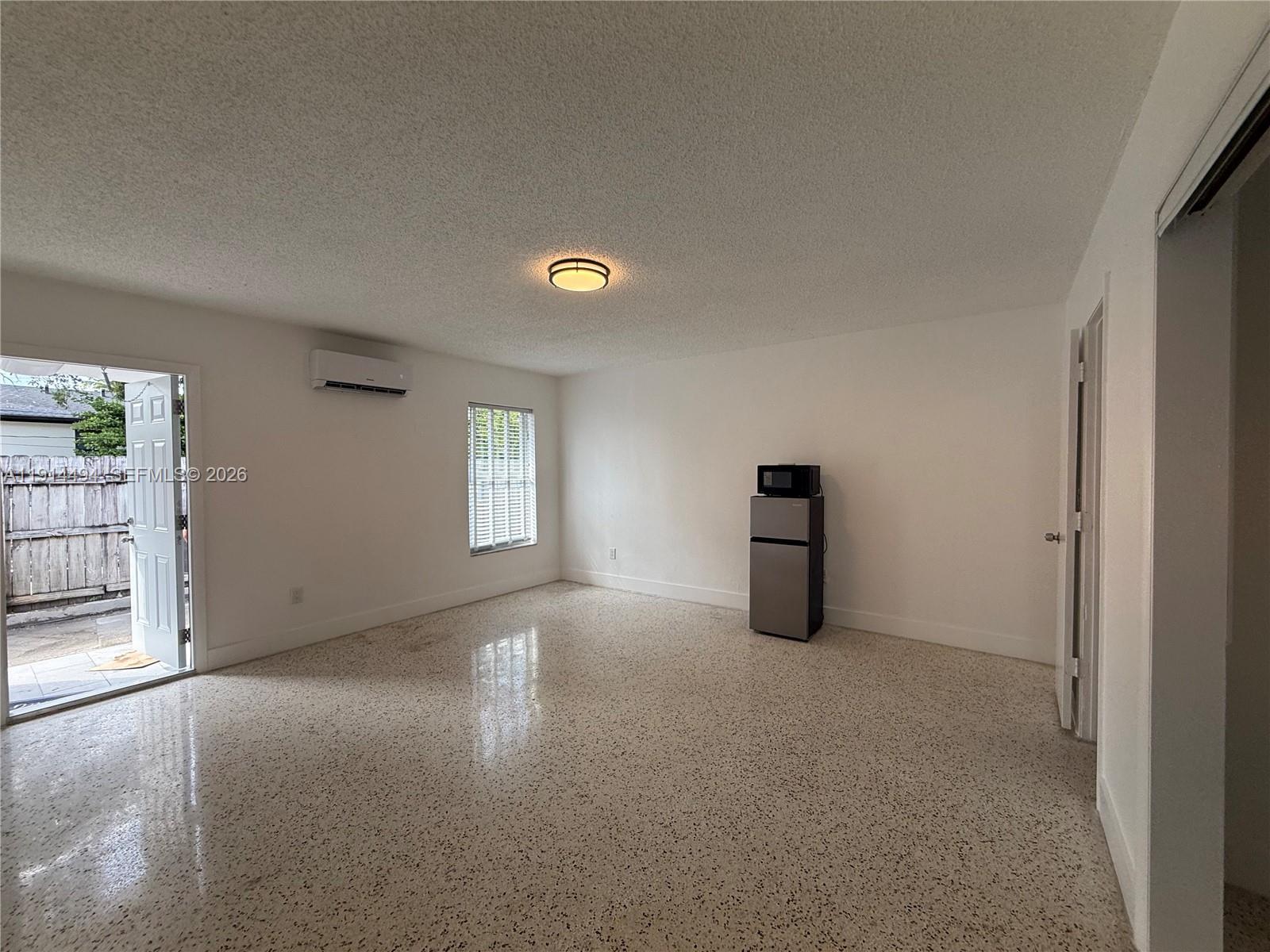 3144 NW 29th St # 2, Miami FL 33142 photo 4