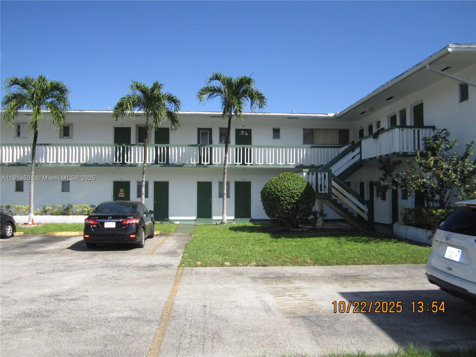 6730 Arbor Dr # 208, Miramar FL 33023