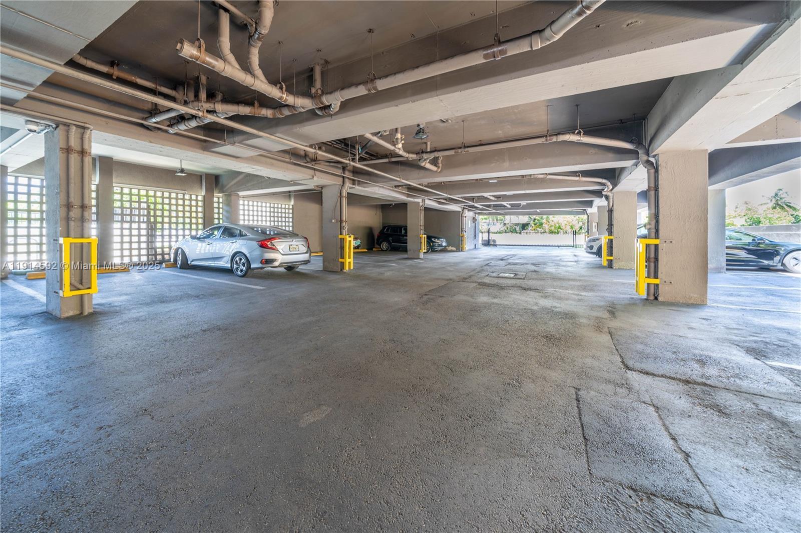 2600 Collins Ave # 308, Miami Beach FL 33140 photo 4