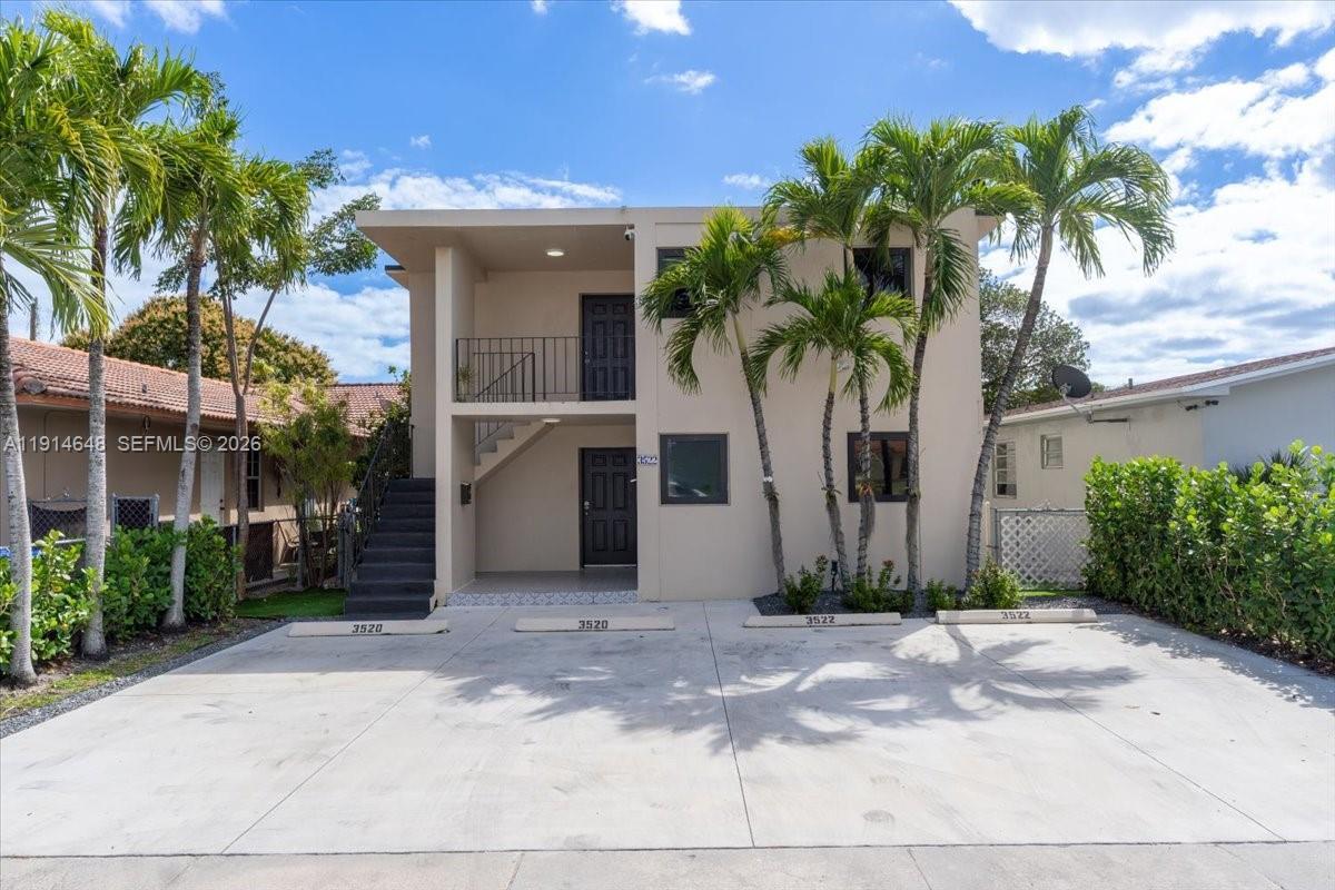 3520 SW 25th St, Miami FL 33133