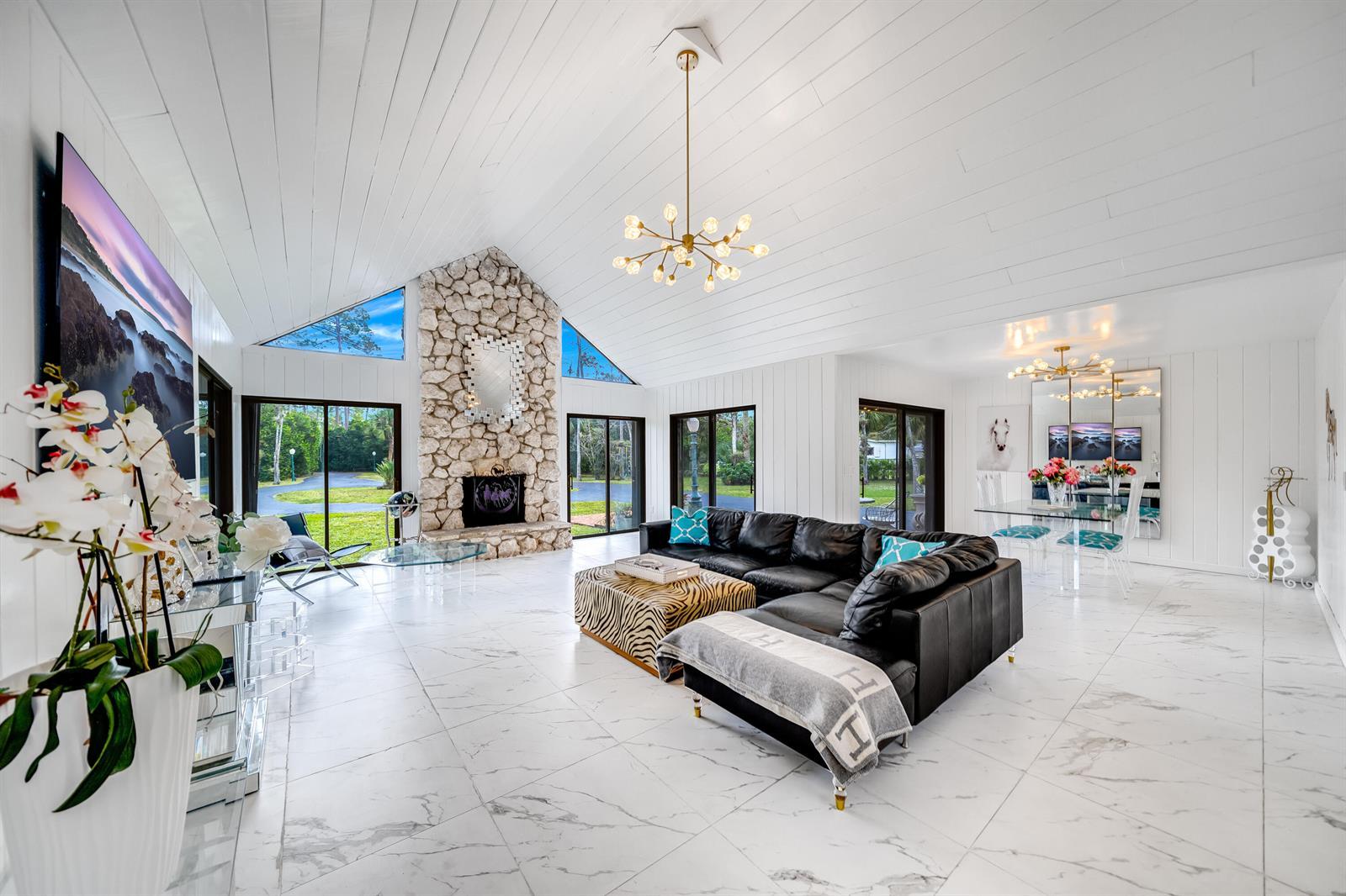583 Rambling Drive Circle, Wellington FL 33414