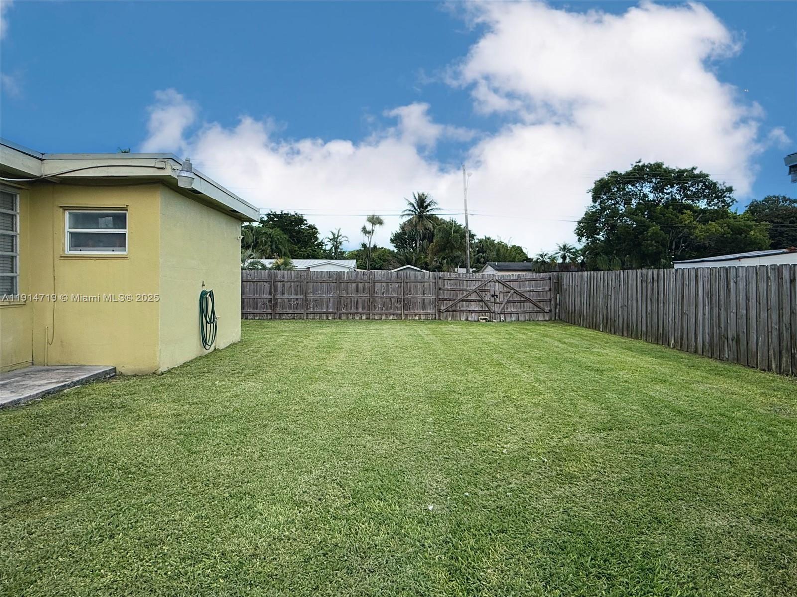 610 NW 17th St, Homestead FL 33030 photo 5