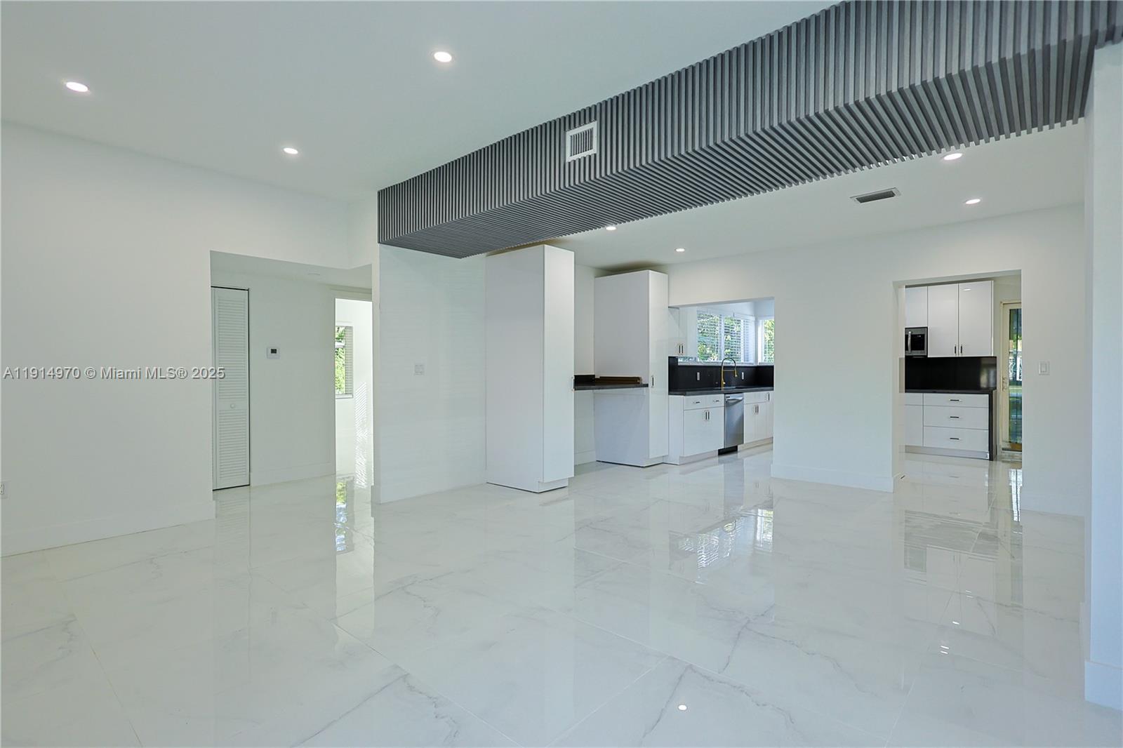 720 NE 143rd St, North Miami FL 33161 photo 3