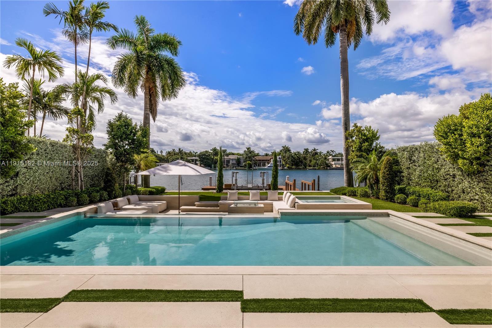 94 S Hibiscus Dr, Miami Beach FL 33139 photo 5