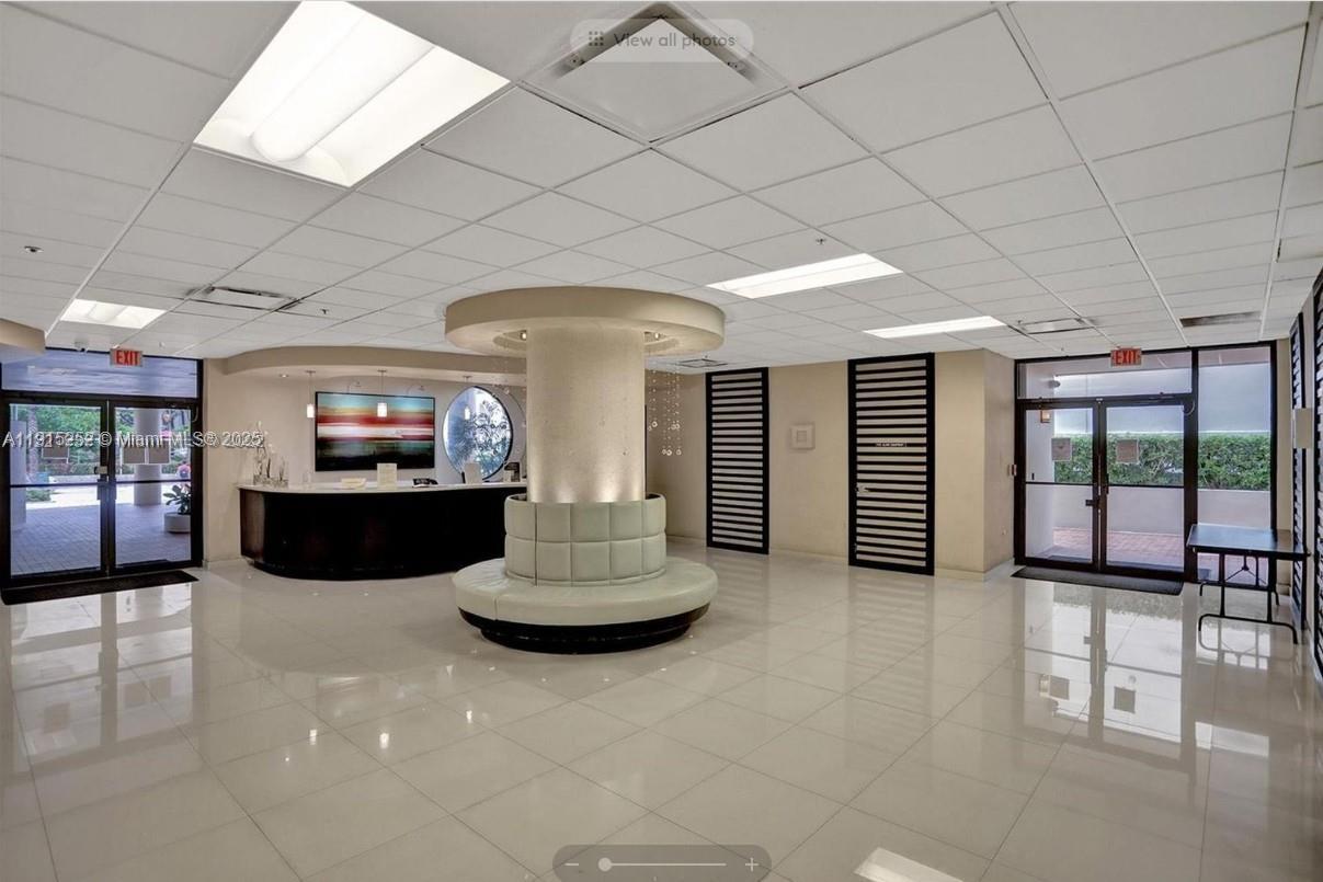 1621 Collins Ave # 505, Miami Beach FL 33139 photo 2
