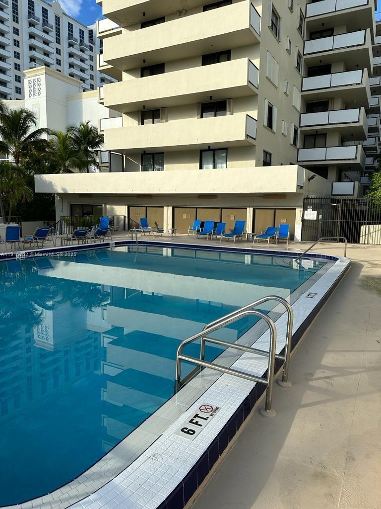 1621 Collins Ave # 505, Miami Beach FL 33139 photo 4