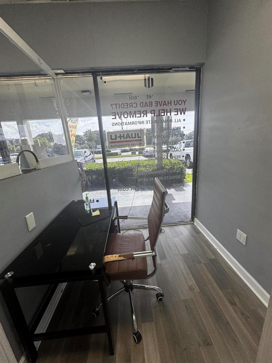 1431 N Palm Avenue, Pembroke Pines FL 33026 photo 3