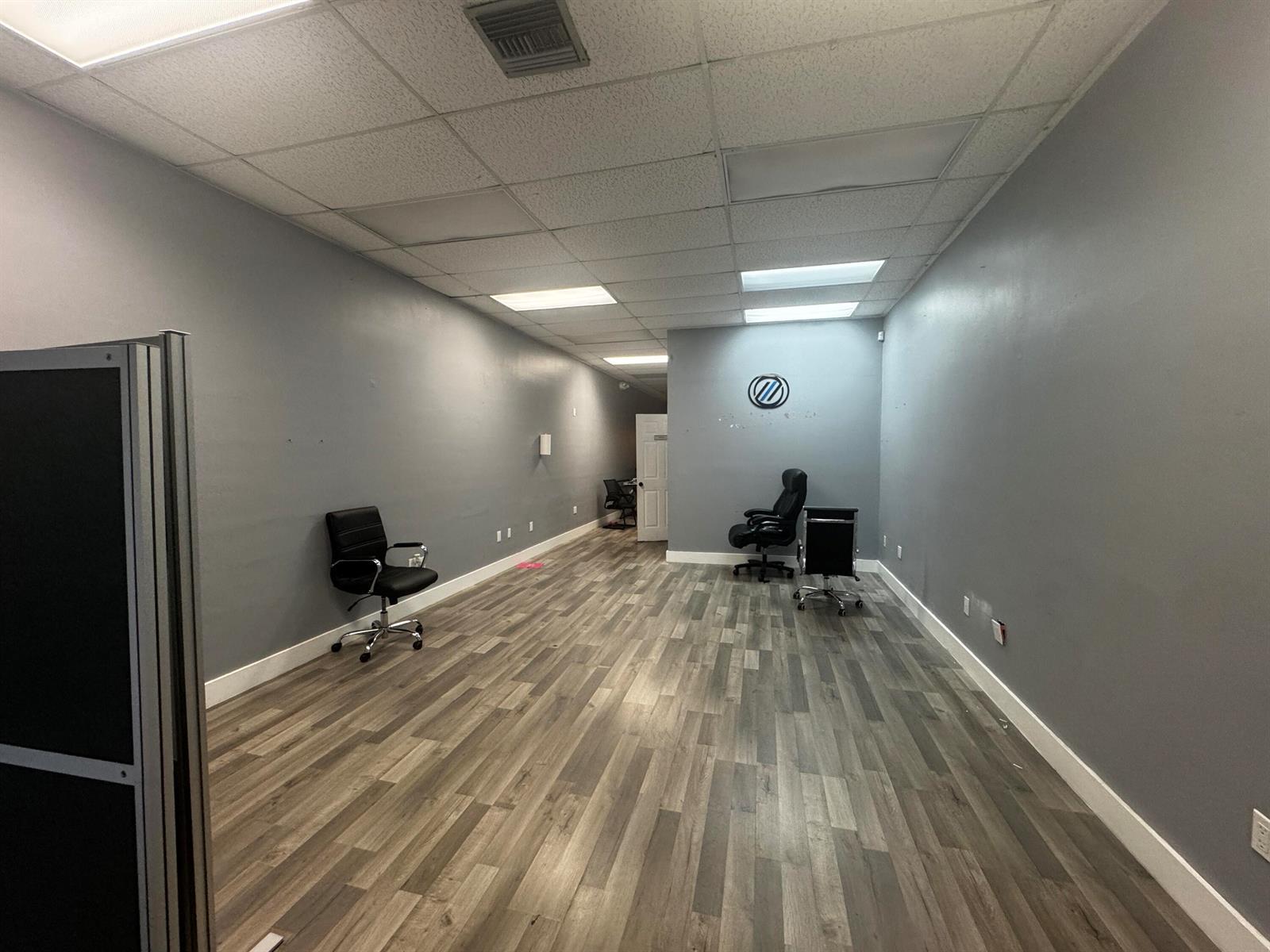 1431 N Palm Avenue, Pembroke Pines FL 33026 photo 4