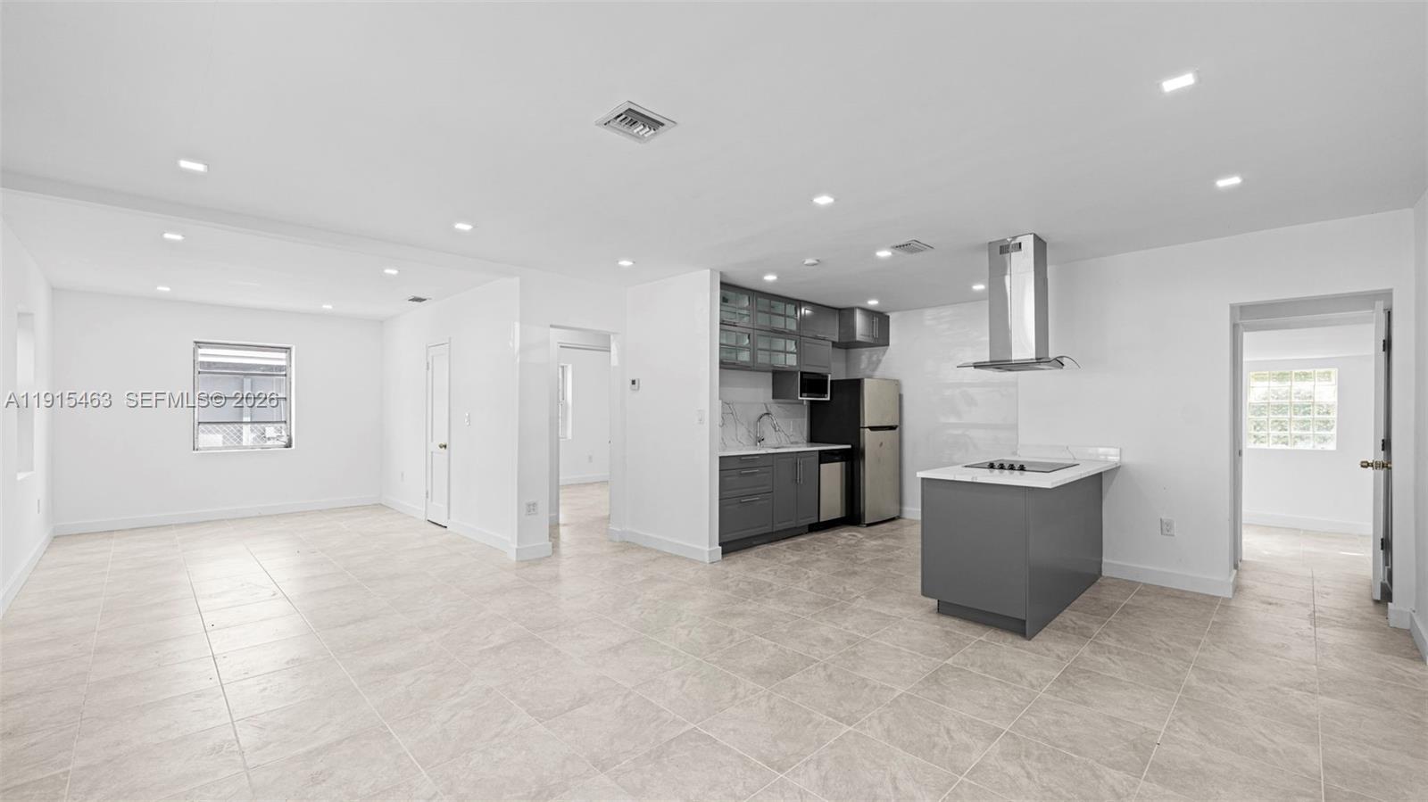 760 NW 126th St, North Miami FL 33168 photo 3