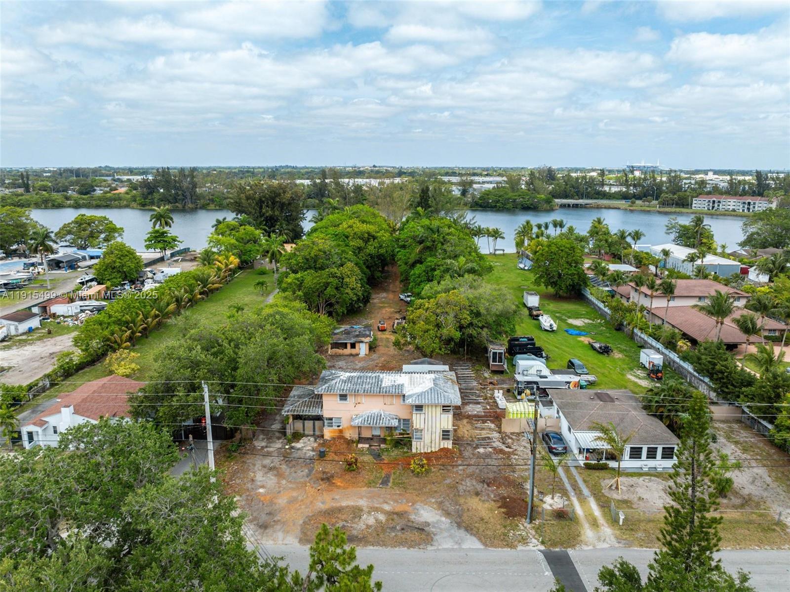 15100 NW River Dr, Miami FL 33169 photo 5