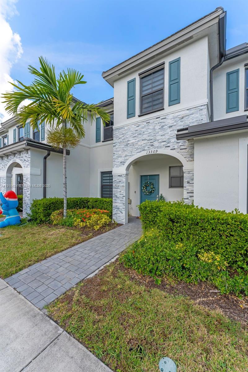 13309 SW 287th Ter, Homestead FL 33033 photo 2