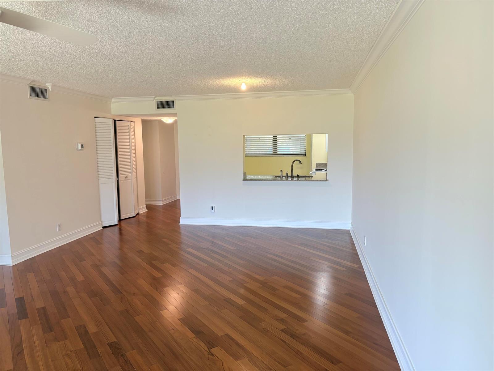 12870 Briarlake Drive # 104, Palm Beach Gardens FL 33418 photo 4