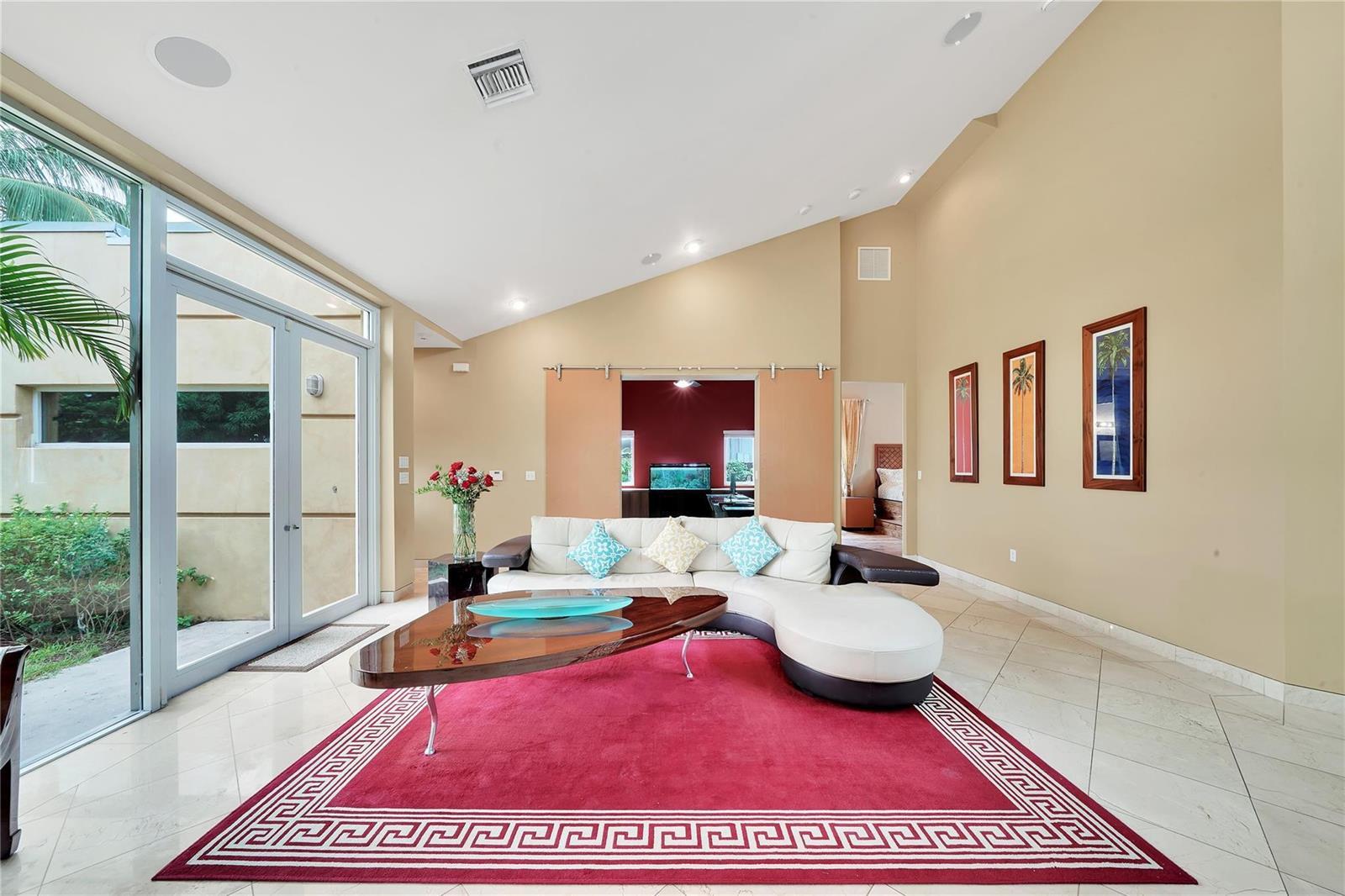 2631 Okeechobee Lane, Fort Lauderdale FL 33312 photo 3
