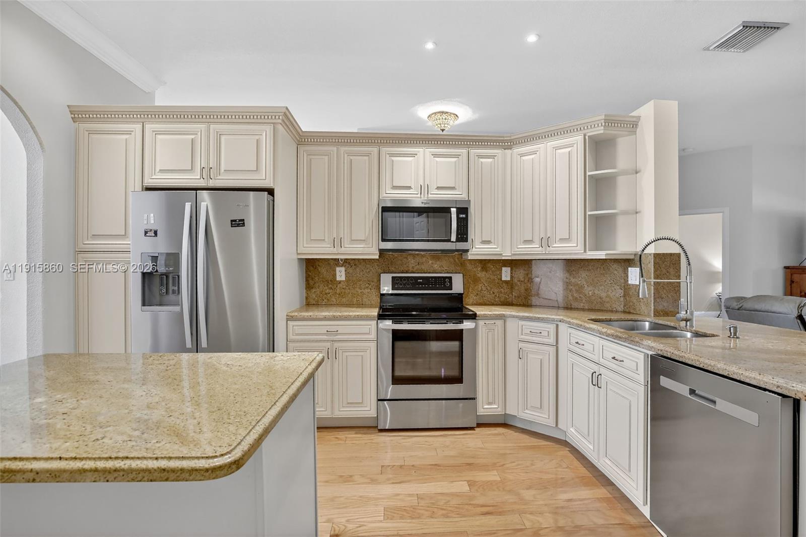 17061 NW 17th St, Pembroke Pines FL 33028 photo 2