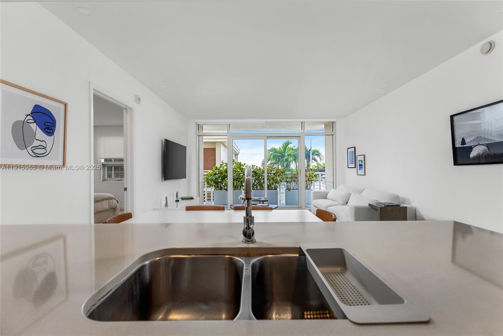 3250 NE 1st Ave # 605, Miami FL 33137 photo 4
