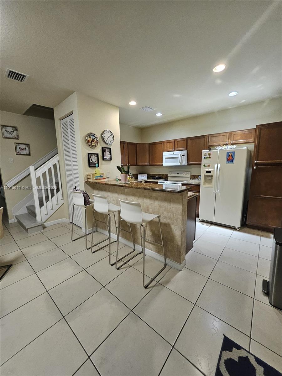 9572 SW 169th Pl, Miami FL 33196 photo 3