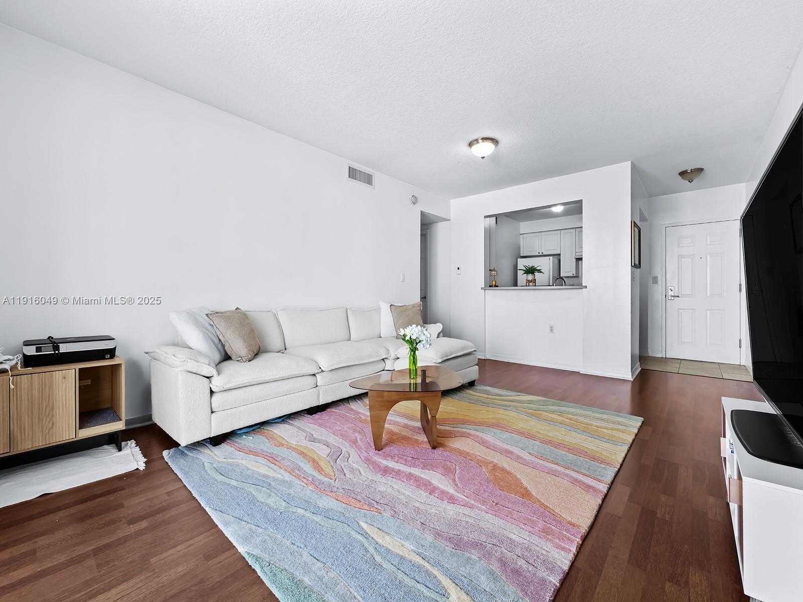 900 SW 8th St # 1208, Miami FL 33130 photo 5