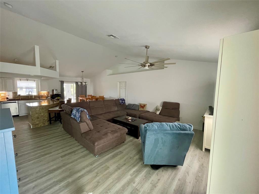 846 SW 15th Street, Cape Coral FL 33991 photo 3