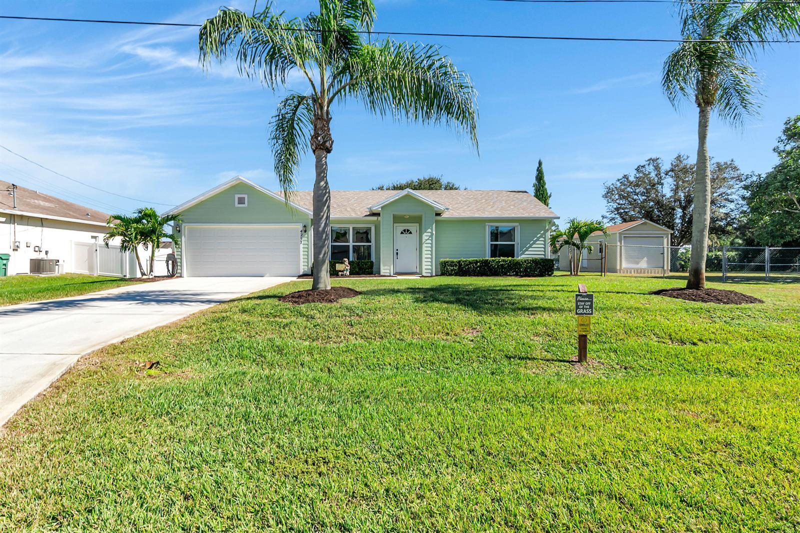 4257 SW Kazan Street, Port St. Lucie FL 34953