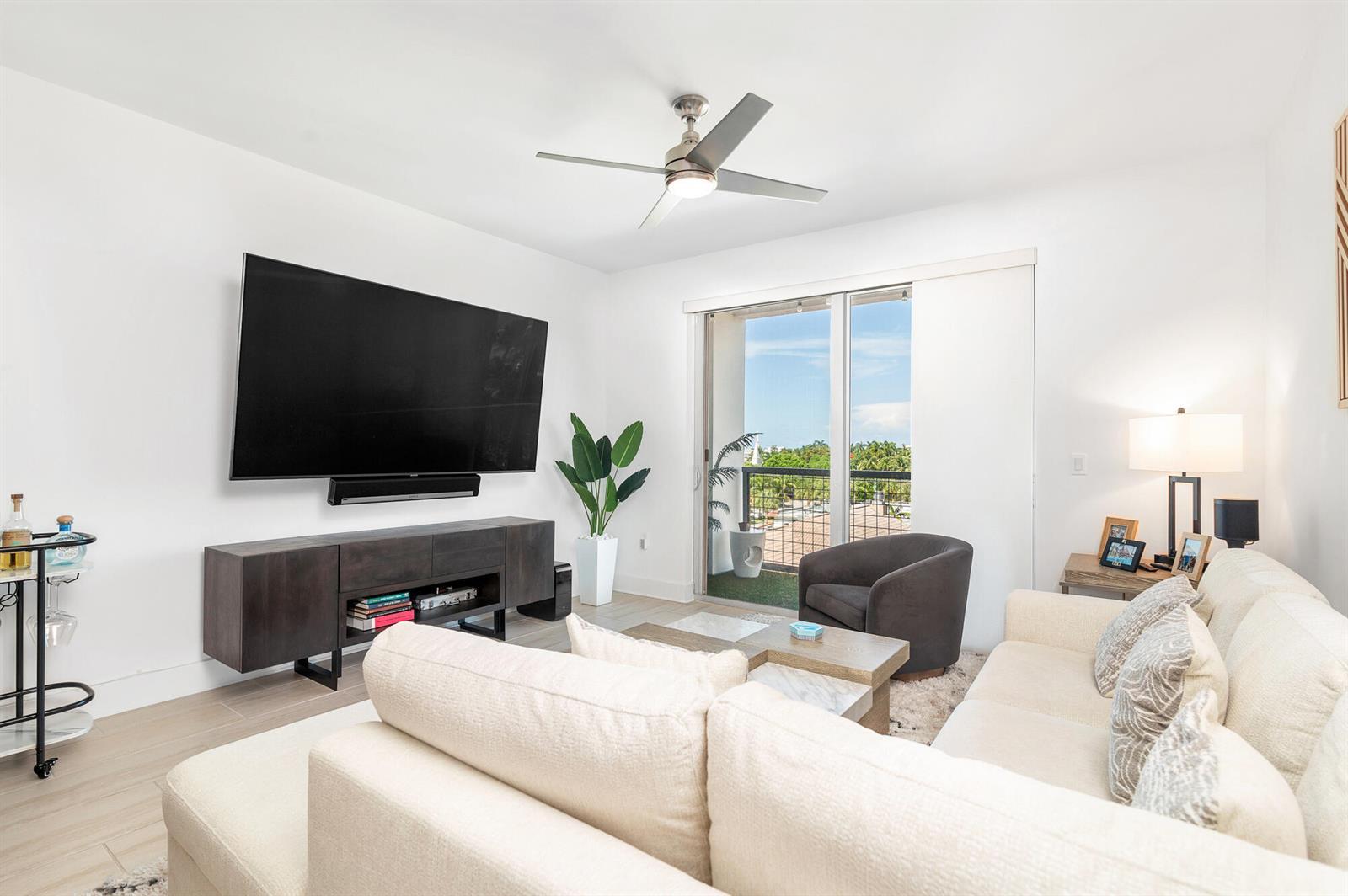 236 SE 5th Avenue # 301, Delray Beach FL 33483 photo 5
