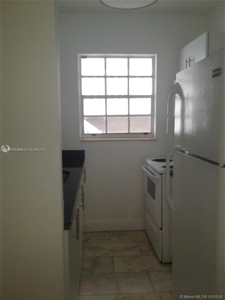 1526 Pennsylvania Ave # 19, Miami Beach FL 33139 photo 4