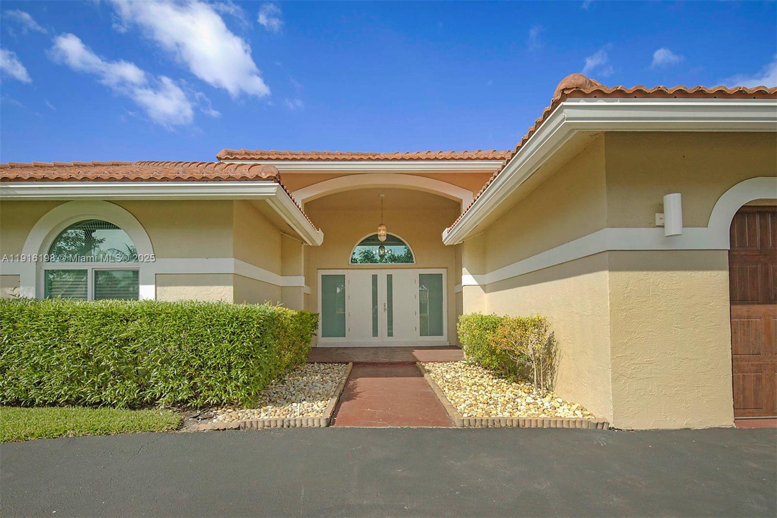 10133 NW 48th Dr, Coral Springs FL 33076 photo 3