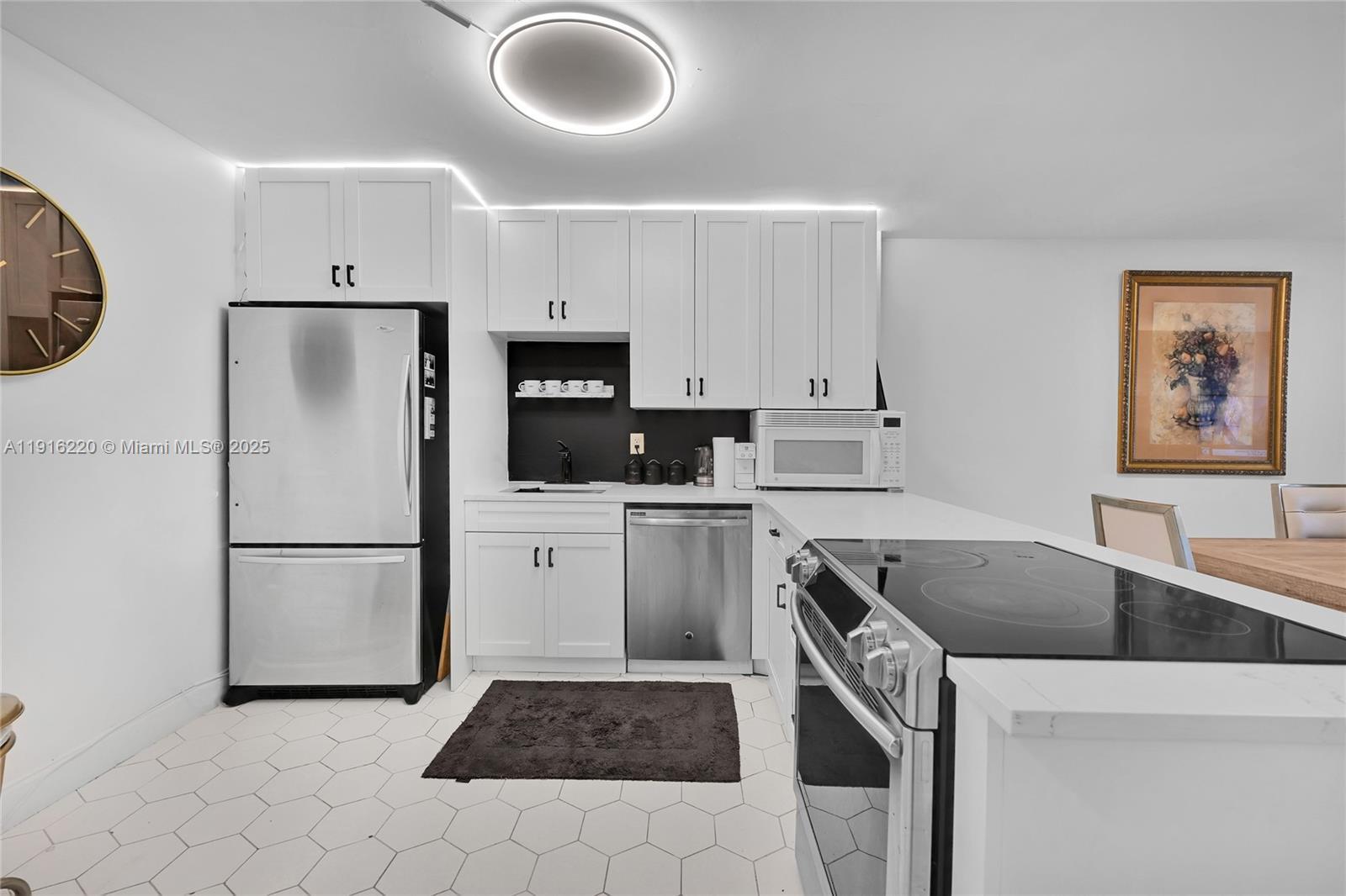 400 Leslie Dr # 605, Hallandale Beach FL 33009 photo 4