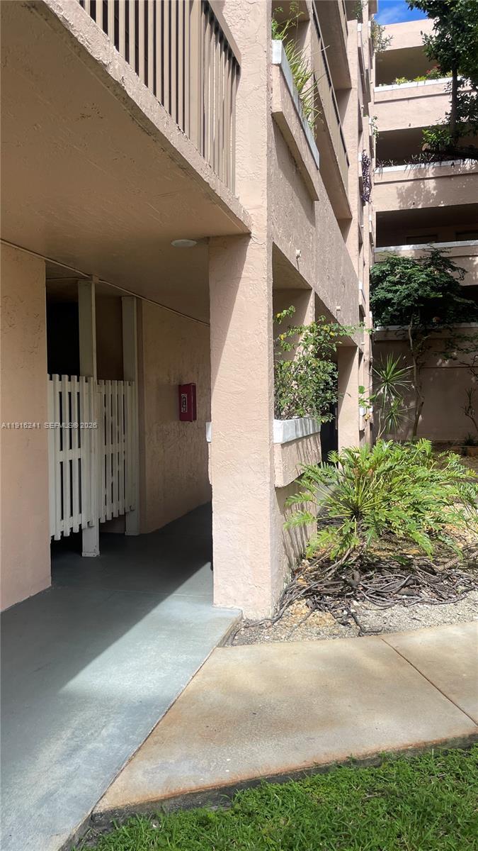 6800 Cypress Road # 103, Plantation FL 33317 photo 4