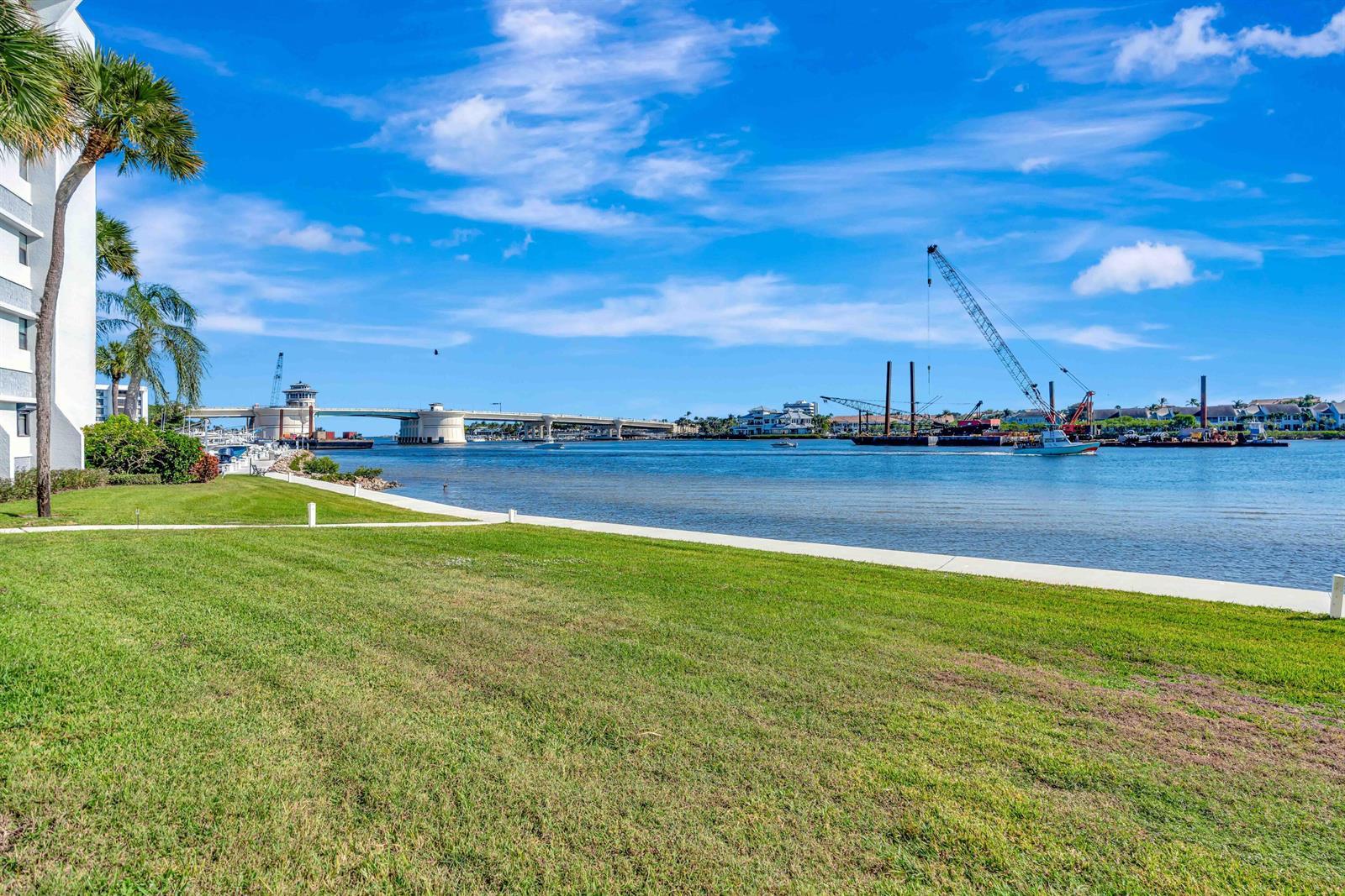 1542 Jupiter Cove Drive # 104, Jupiter FL 33469