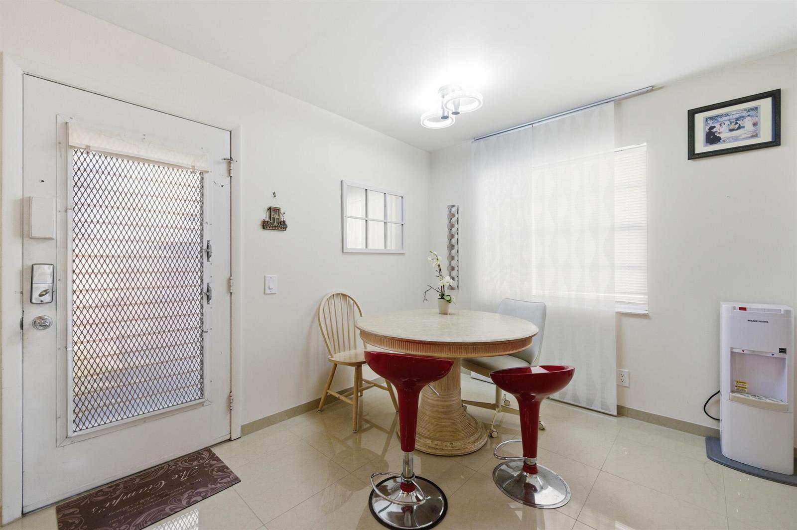 321 Piedmont G, Delray Beach FL 33484 photo 4