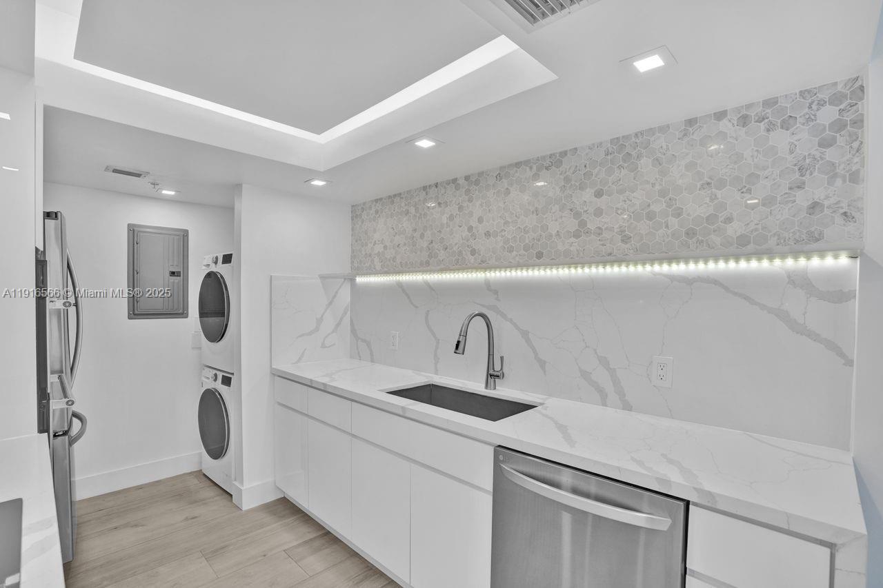 90 Alton Rd # 1907, Miami Beach FL 33139 photo 5