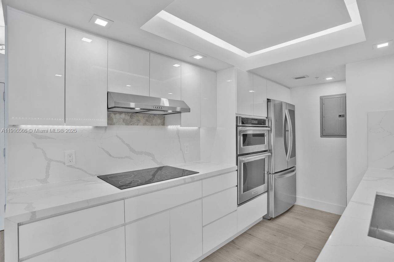 90 Alton Rd # 1907, Miami Beach FL 33139 photo 4