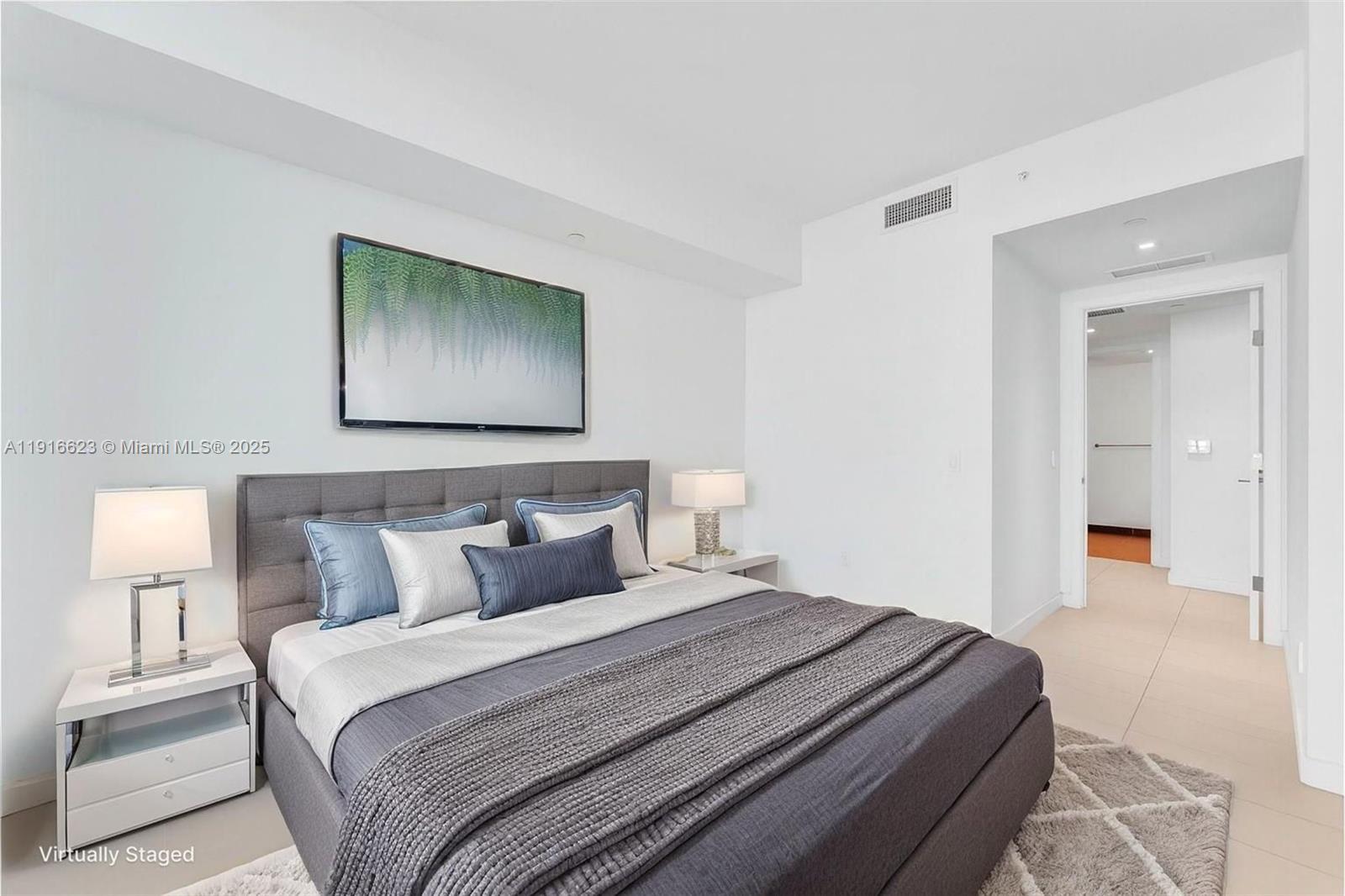 1600 NE 1st Ave # 3315, Miami FL 33132 photo 4