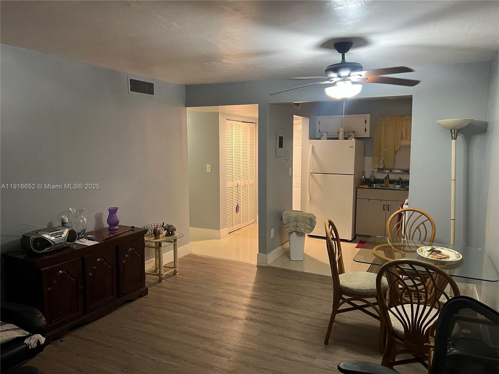 2751 E Sunrise Lakes Dr # 108, Sunrise FL 33322 photo 2